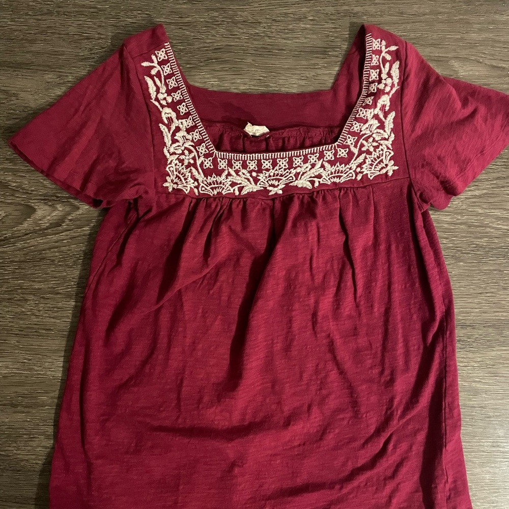 Boat neck top, burgundy. Cute and comfy. Size small.